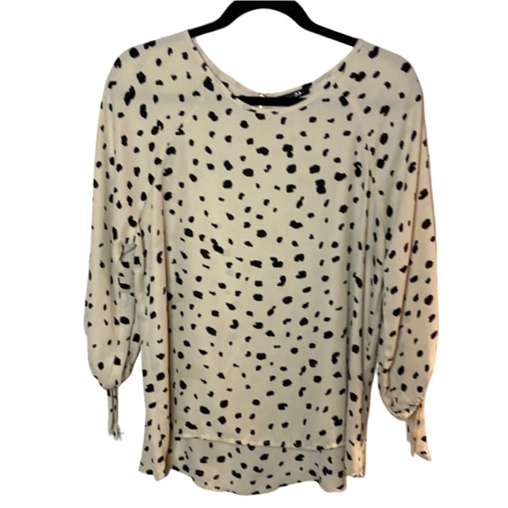 Papermoon Cream 3/4 Sleeve Relaxed Blouse. Animal print/ black dots. Size L.